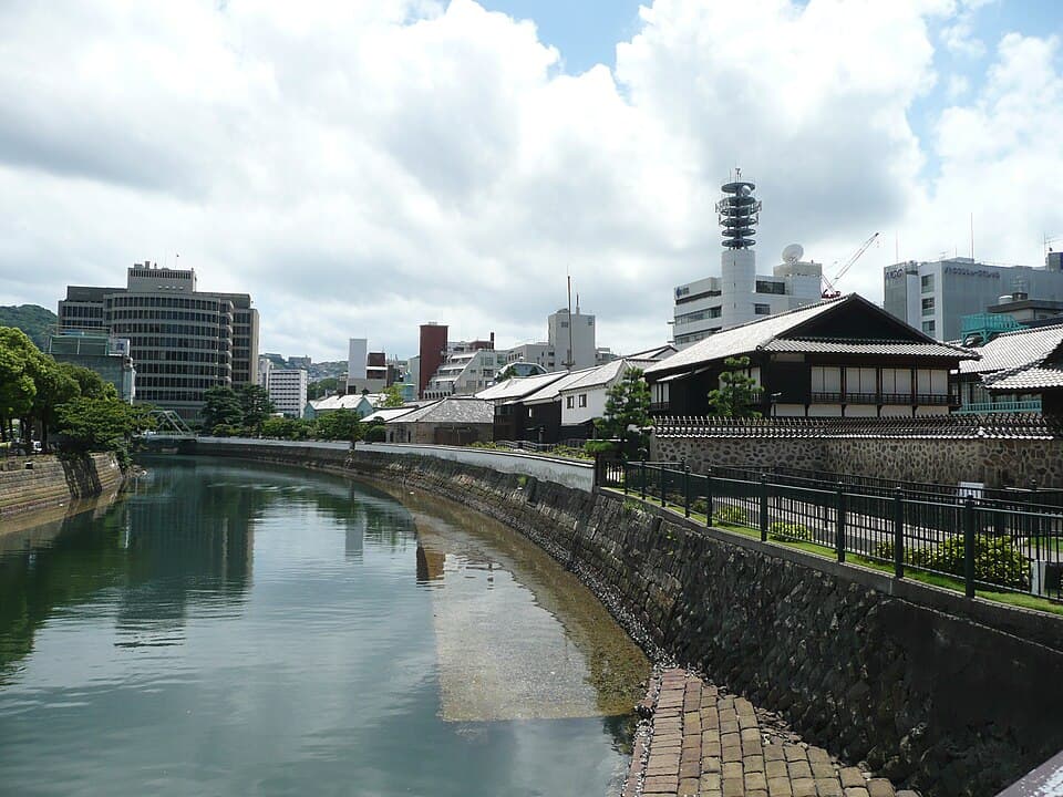出島町