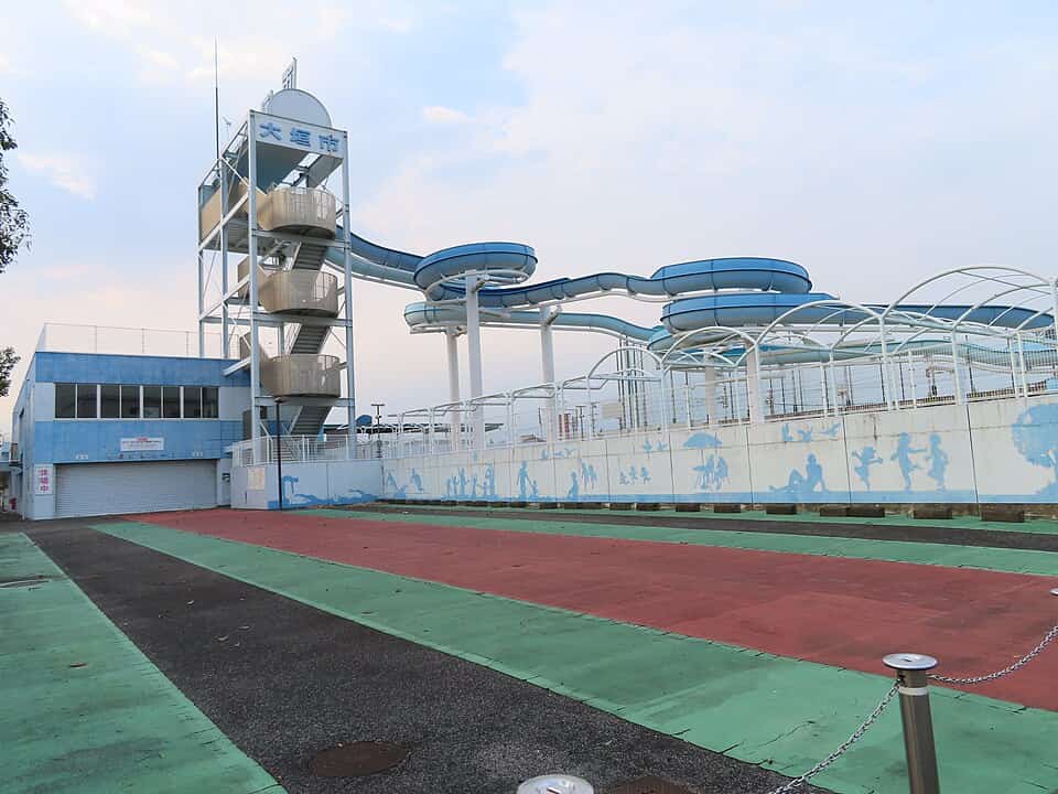 大垣市民プール