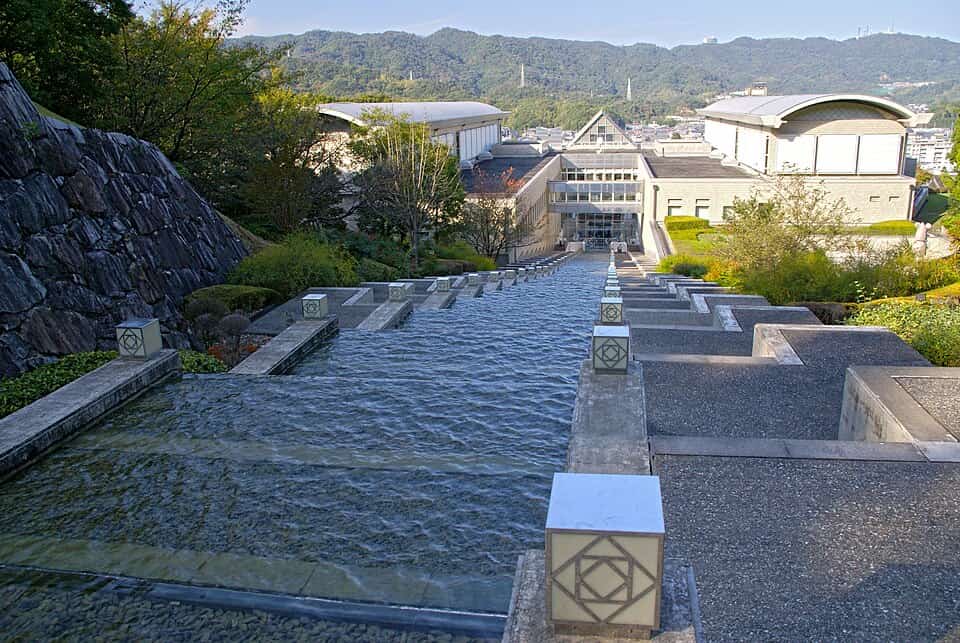 德岛县立近代美术馆