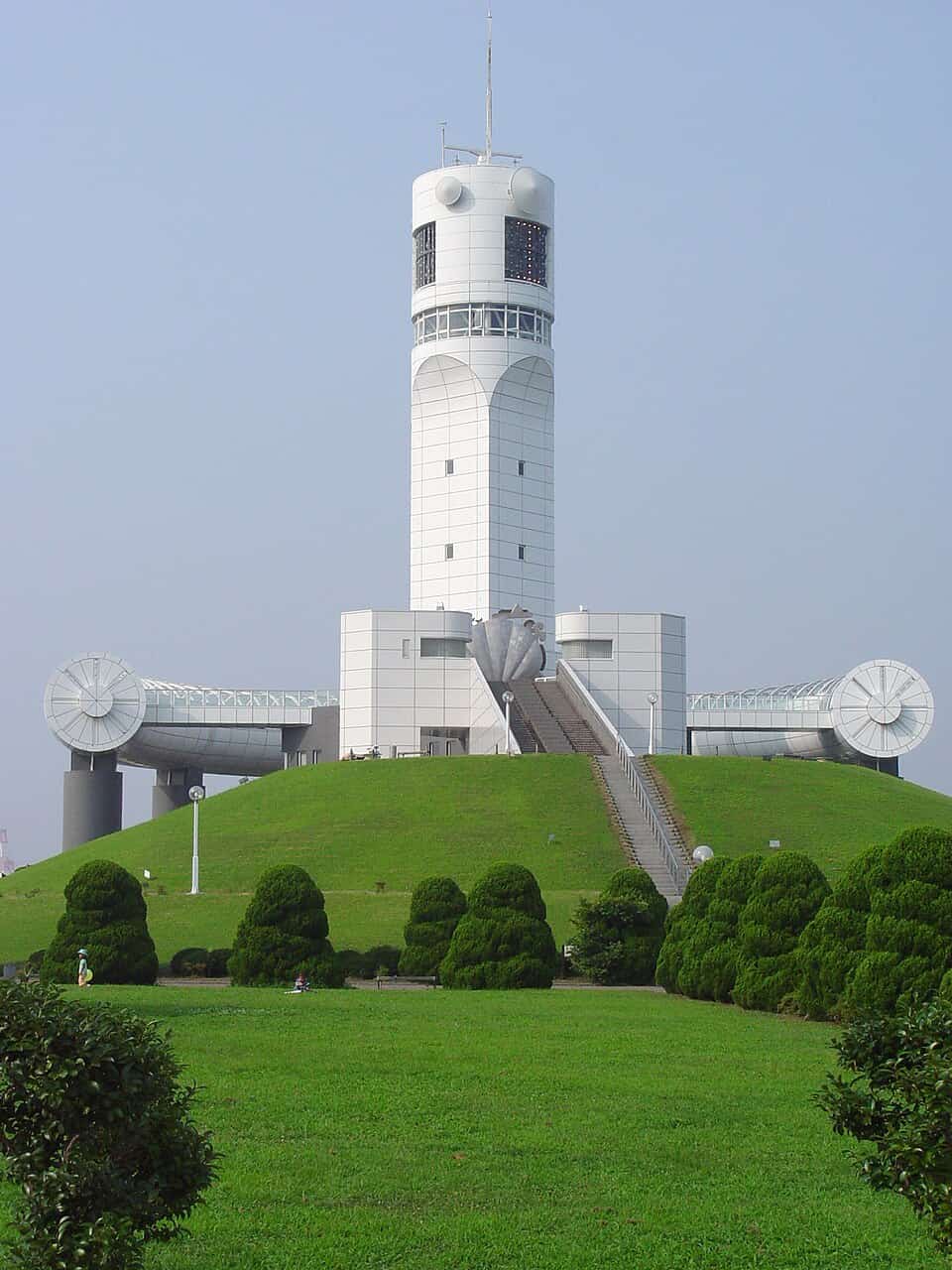 横浜港シンボルタワー